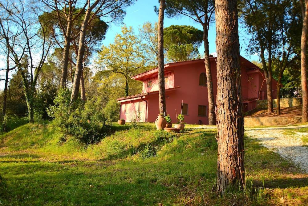 Agriturismo Poggio Al Pino Монтелупо-Фьорентіно Екстер'єр фото