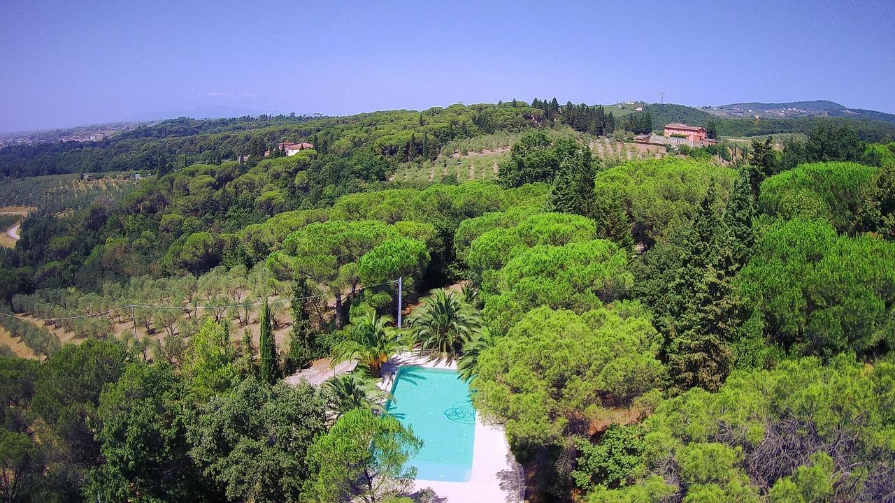 Agriturismo Poggio Al Pino Монтелупо-Фьорентіно Екстер'єр фото